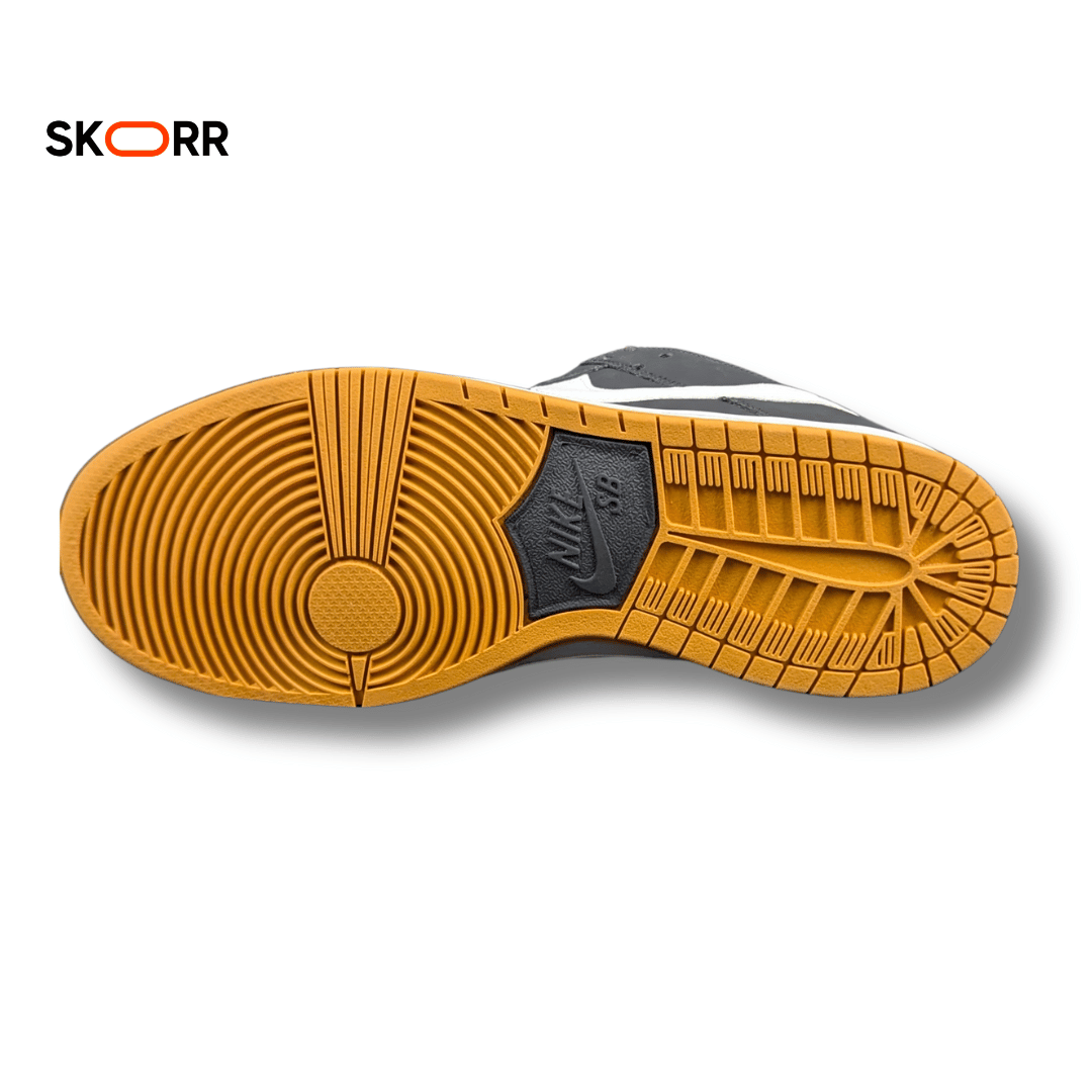 Nike SB Dunk Black Gum - Image 4